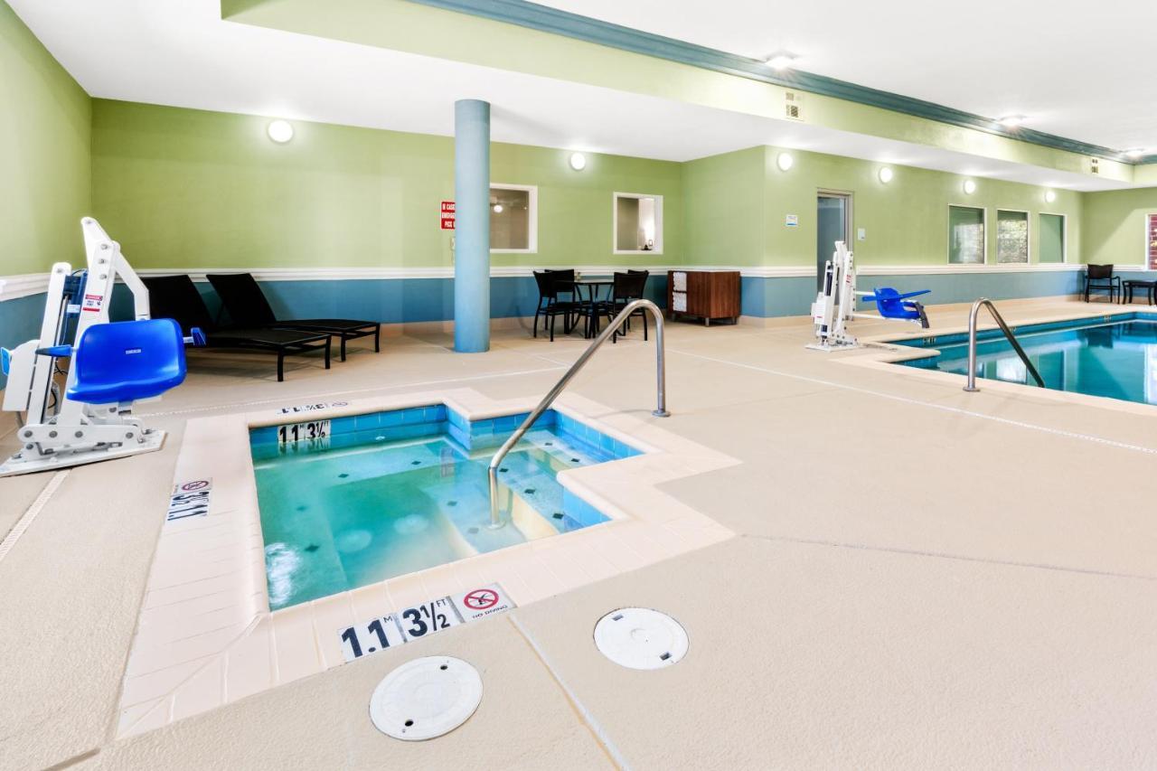 Holiday Inn Express & Suites Klamath Falls Central By Ihg Bagian luar foto