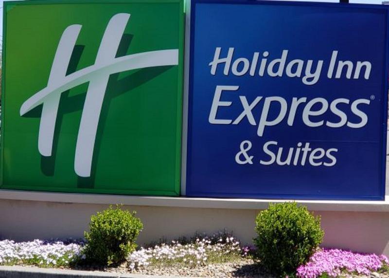 Holiday Inn Express & Suites Klamath Falls Central By Ihg Bagian luar foto